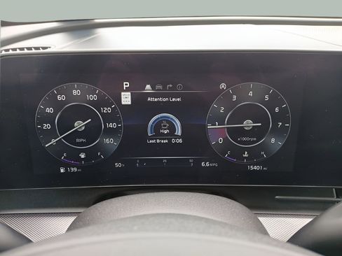 Used 2024 Kia Sportage SX AWD/4WD image 15