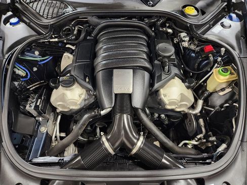 Used 2014 Porsche Panamera 4 image 52