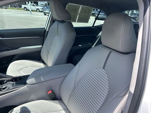 Used 2023 Toyota Camry SE image 22