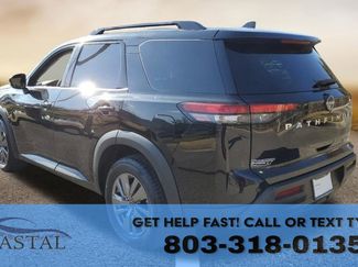 Used 2024 Nissan Pathfinder SV video 2