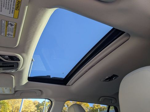 Used 2022 Subaru Outback Limited XT image 31