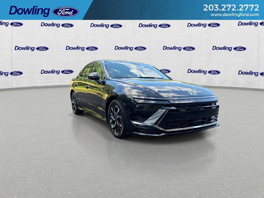 Used 2025 Hyundai Sonata SEL AWD/4WD image 2