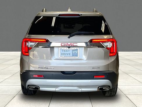 Certified 2023 GMC Acadia SLT AWD/4WD image 4
