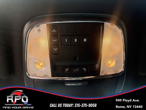 Used 2020 Jeep Grand Cherokee Altitude AWD/4WD image 25