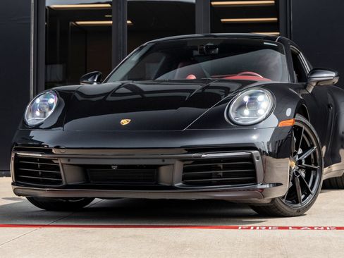 Certified 2021 Porsche 911 Carrera RWD image 7