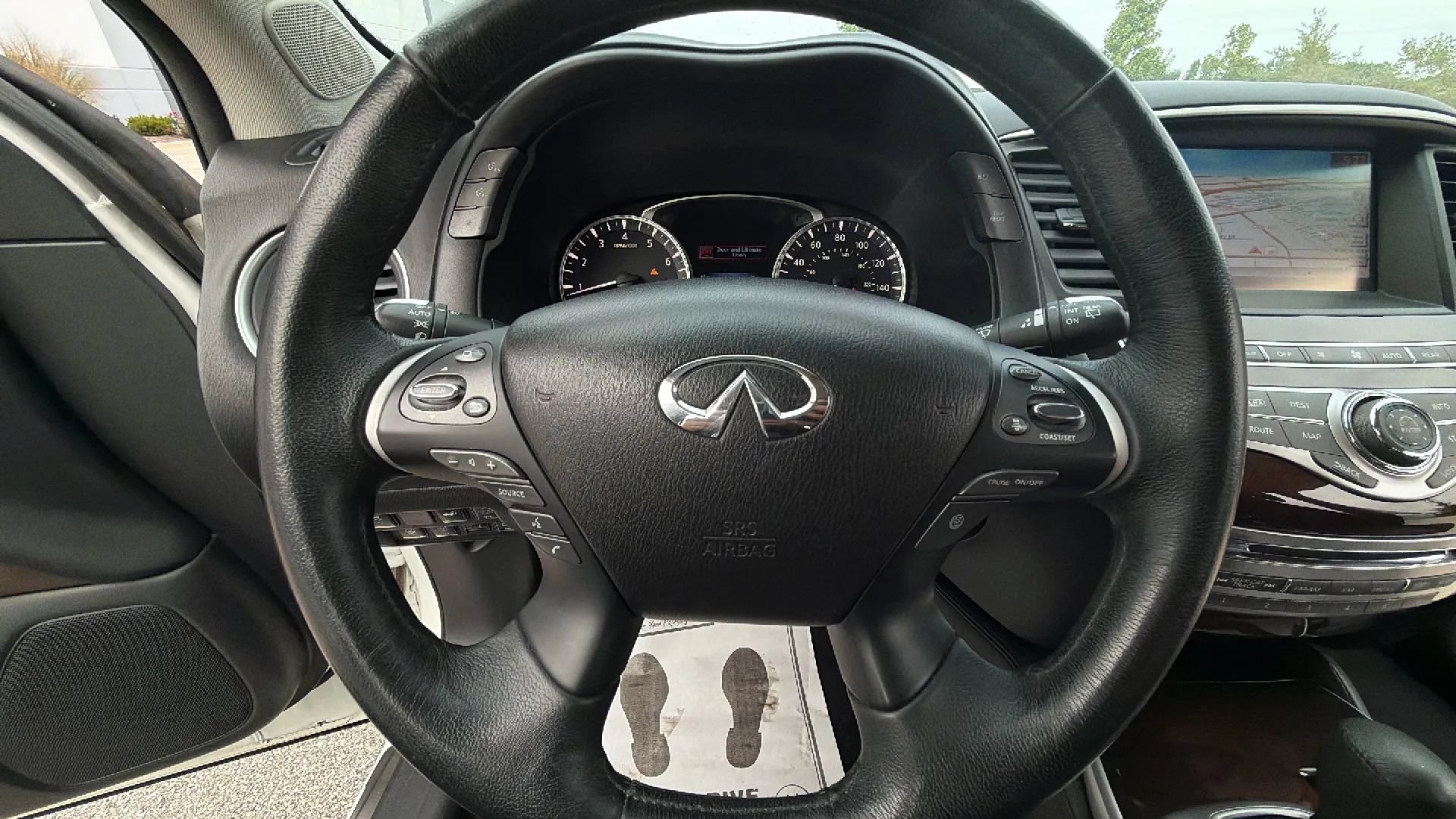Used 2015 INFINITI QX60 Luxe w/ Deluxe Touring Package AWD/4WD image 22