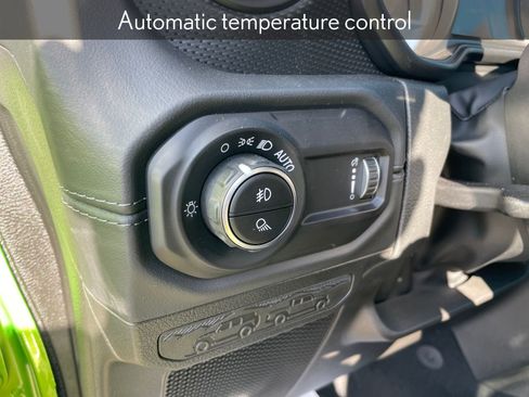 New 2025 Jeep Gladiator Rubicon w/ Convenience Group image 17