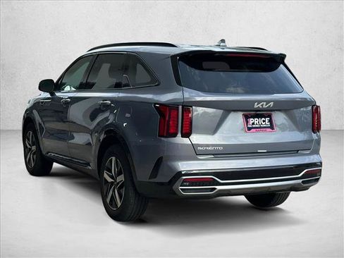 Used 2023 Kia Sorento S FWD image 8