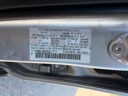 Used 2021 MAZDA CX-30 AWD 2.5 S w/ Premium Package image 30