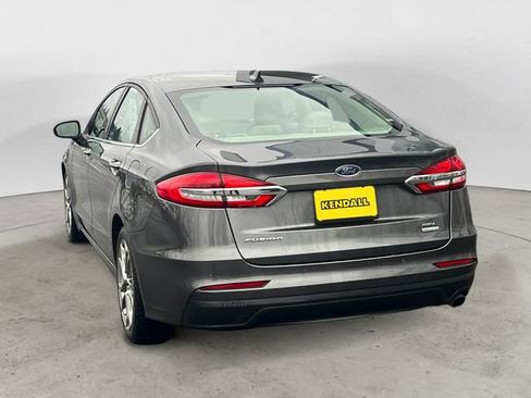 Used 2020 Ford Fusion SEL image 3