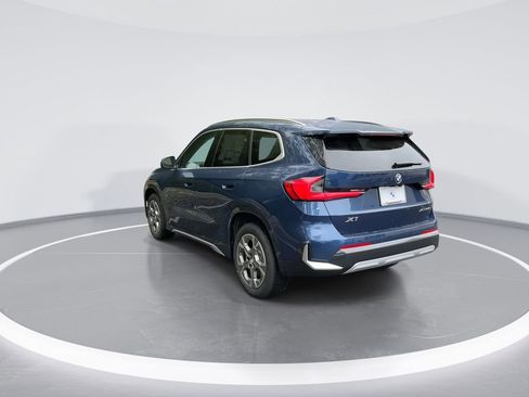 Used 2025 BMW X1 xDrive28i w/ Technology Package image 6