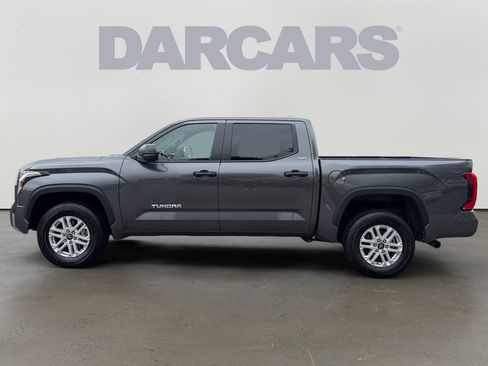 Used 2025 Toyota Tundra SR5 AWD/4WD image 4