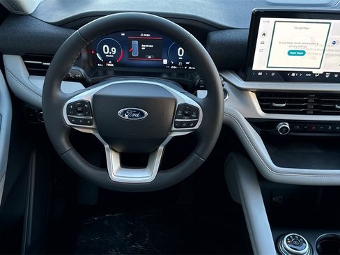 New 2026 Ford Explorer Active w/ Active Comfort Package image 11