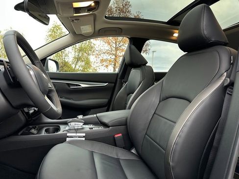 Used 2025 INFINITI QX50 Luxe w/ Accent Package image 20