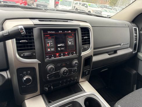 Used 2018 RAM 2500 Big Horn image 34