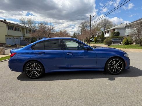 Used 2019 BMW 330i xDrive Sedan w/ M Sport Package AWD/4WD image 8