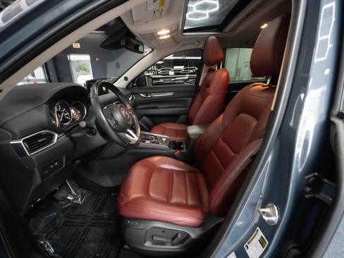 Used 2021 MAZDA CX-5 Carbon Edition image 9