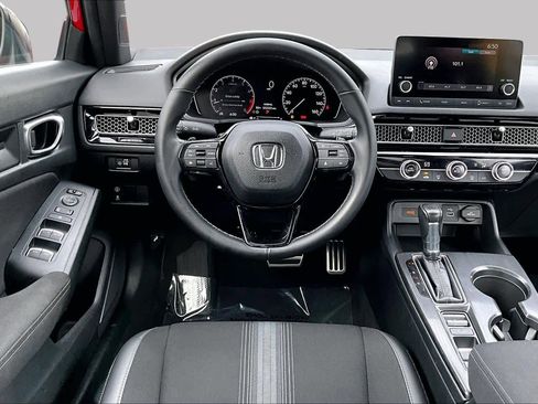 Used 2023 Honda Civic Sport image 6