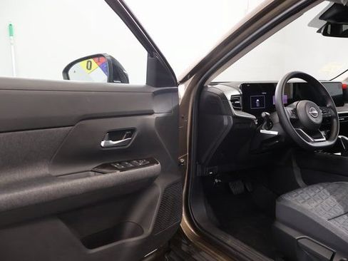 New 2026 Nissan Kicks SV w/ SV Premium Package AWD/4WD image 9