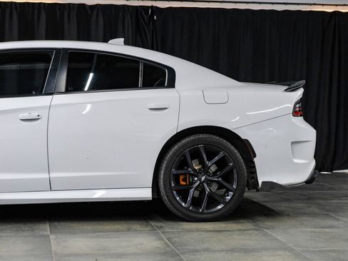 Used 2020 Dodge Charger R/T w/ Blacktop Package image 17