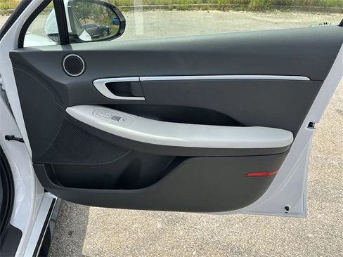 New 2025 Hyundai Sonata SEL image 14