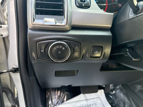 Used 2019 Ford Ranger XLT w/ Equipment Group 302A Luxury AWD/4WD image 17