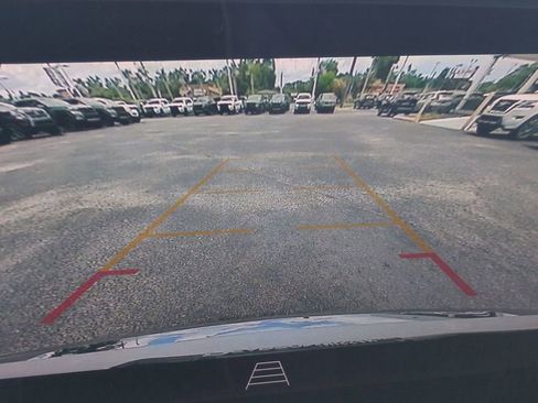 Used 2025 Buick Envista Avenir FWD image 21