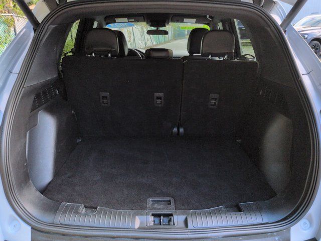 Used 2025 Ford Escape ST-Line Select AWD/4WD image 12