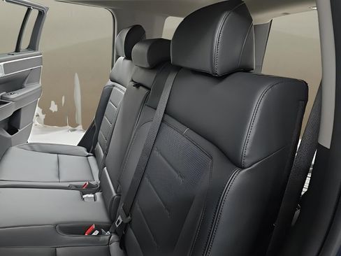 New 2026 Hyundai Santa Fe Limited AWD/4WD image 15