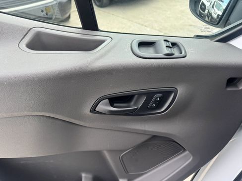 Used 2021 Ford Transit 250 Medium Roof image 22
