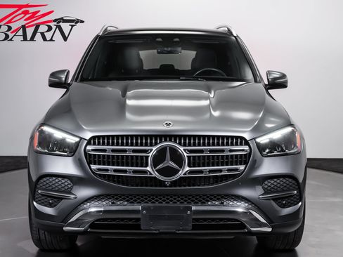 Used 2025 Mercedes-Benz GLE 450e 4MATIC w/ Driver Assistance Package image 8