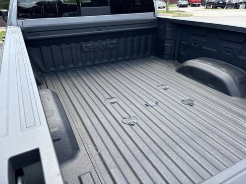 Used 2025 GMC Sierra 2500 Denali Ultimate AWD/4WD image 34