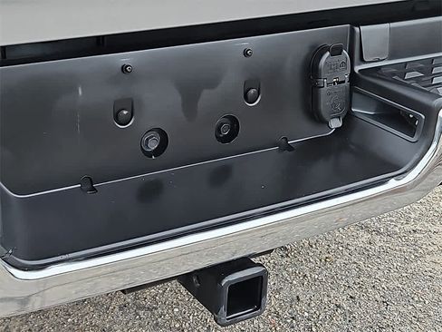 Used 2021 RAM 1500 Laramie image 23