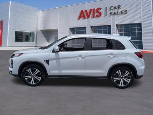 Used 2025 Mitsubishi Outlander Sport SE AWD/4WD image 10