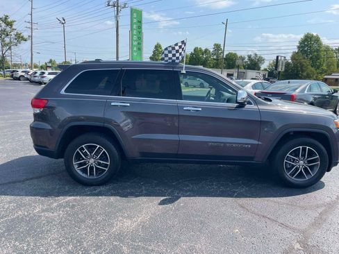 Used 2018 Jeep Grand Cherokee Limited RWD image 11