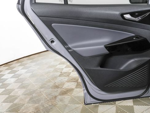 Certified 2022 Volkswagen ID.4 Pro S RWD image 40