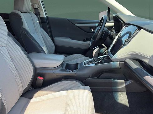 Used 2022 Subaru Outback Premium AWD/4WD image 29