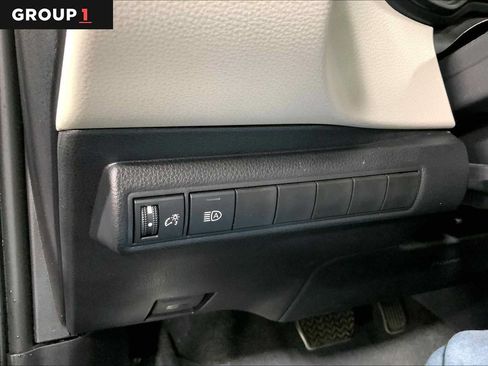 Certified 2025 Toyota Corolla LE FWD image 35
