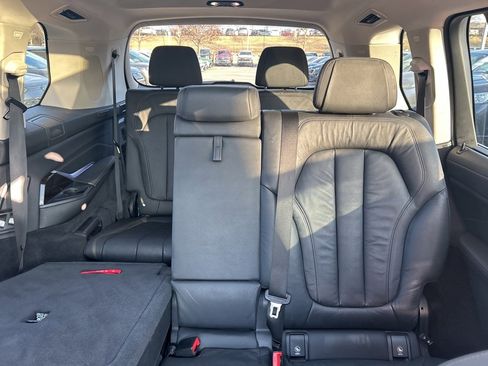 Used 2019 BMW X7 xDrive50i w/ Premium Package image 26