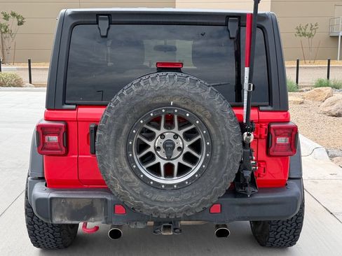 Used 2021 Jeep Wrangler Rubicon w/ Steel Bumper Group AWD/4WD image 7