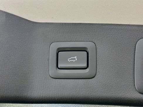 Used 2025 MAZDA CX-5 AWD 2.5 S w/ Preferred Package image 32