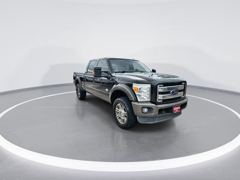 Used 2015 Ford F250 King Ranch w/ FX4 Off-Road Package AWD/4WD image 2