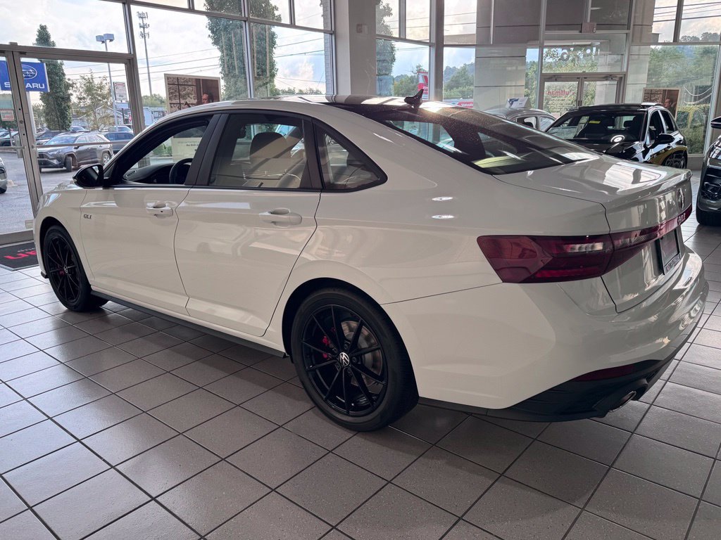 New 2027 Volkswagen Jetta GLI Autobahn FWD image 4