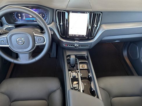 New 2025 Volvo XC60 B5 Core w/ Protection Package Premier image 12