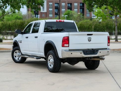 Used 2018 RAM 2500 Tradesman w/ Chrome Appearance Group AWD/4WD image 21