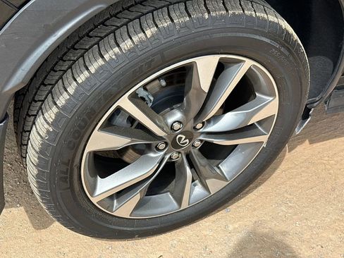 Used 2023 INFINITI QX60 Luxe w/ Performance Audio Package image 14