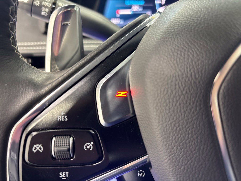 Used 2020 Chevrolet Corvette Stingray Preferred Conv w/ 2LT Preferred Equipment Group RWD image 15