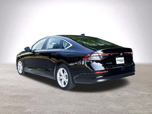 Used 2025 Honda Accord LX image 7