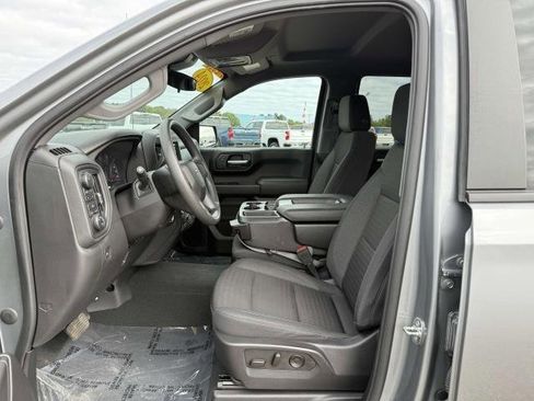 Used 2024 Chevrolet Silverado 1500 Custom Trail Boss w/ LPO, Dark Essentials Package image 12