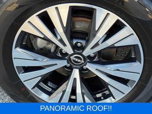 Used 2023 Nissan Rogue SV w/ SV Premium B Package AWD/4WD image 16